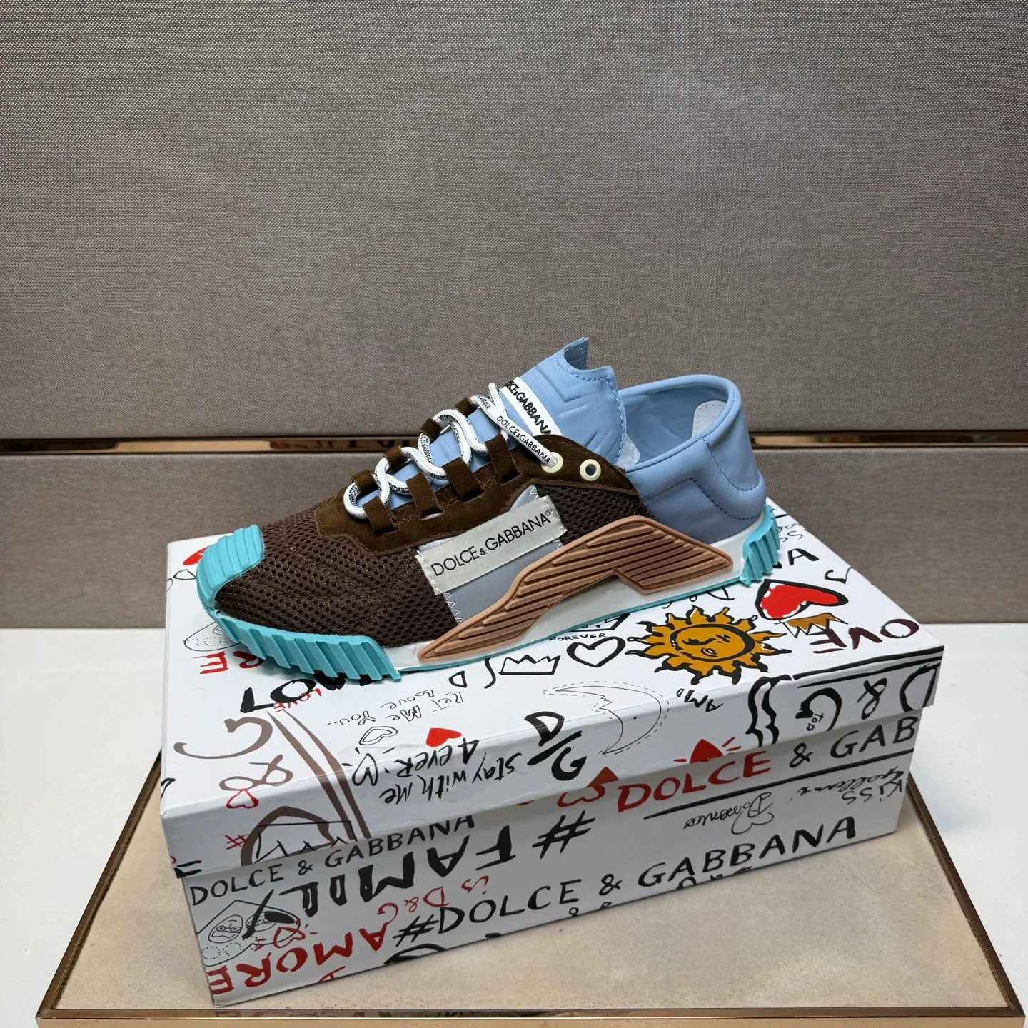 ⬛️Men's shoes 💰p440【DG～】couple casual shoes, on sale at the same time in 2025z cabinet 🔶Size: 35-44#️⃣ 🔷2 colors🔜The upper is made of multi-material splicing➕Mesh lining, comfortable and breathable, sole: original comfortable, wear-resistant and non-slip outsole, ⚠️Real 📱Photographed🎬The real thing is better📢📢📢